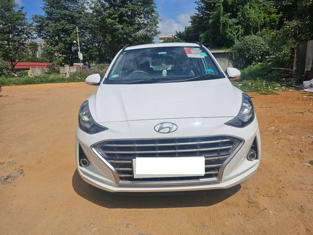https://images10.gaadi.com/usedcar_image/4586002/original/processed_27adfe06704f4f3e70ed99f8673ea033.jpg?imwidth=6400