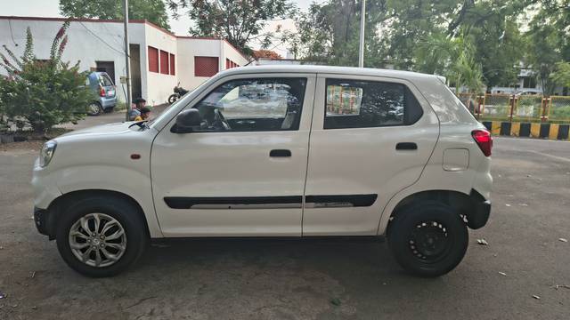 https://images10.gaadi.com/usedcar_image/4586005/original/a0378beb61020e2b37873b5d8e252895.jpg?imwidth=6402