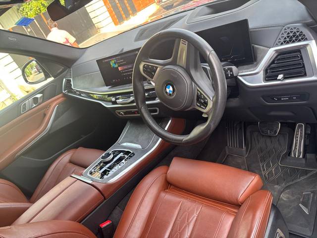 https://images10.gaadi.com/usedcar_image/4586010/original/9df2826bceb0e6c84d57171f130793e5.jpg?imwidth=6402