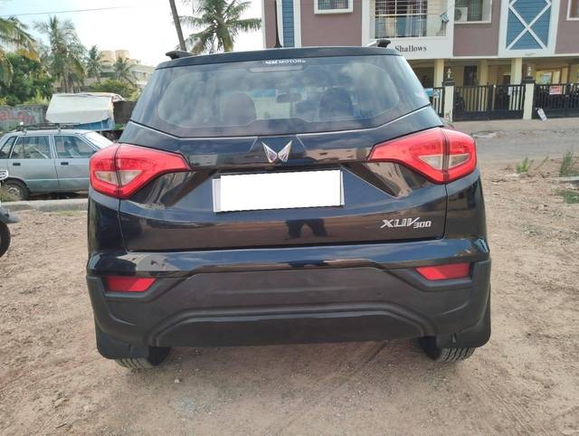 https://images10.gaadi.com/usedcar_image/4586013/original/processed_afff5de978d8efa91f037343c4075082.jpg?imwidth=6402