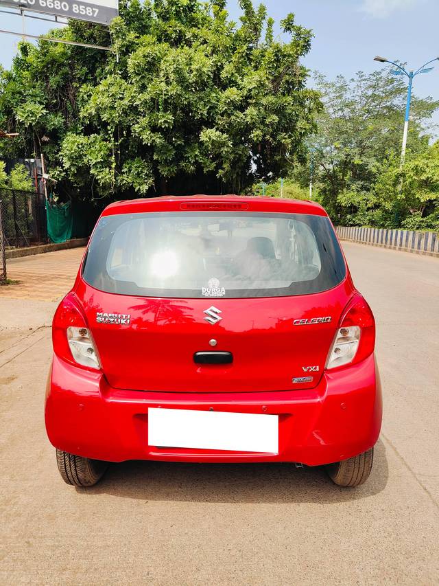https://images10.gaadi.com/usedcar_image/4586025/original/processed_da67d2a9cf943d0c46d448106a9b75fe.jpg?imwidth=6401