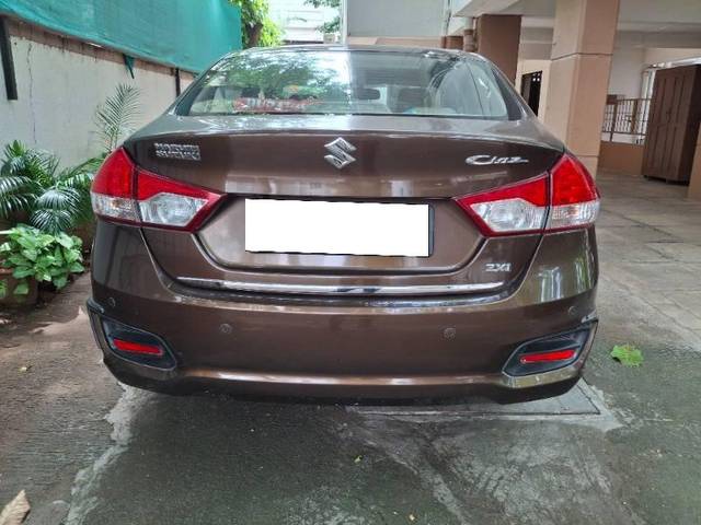 https://images10.gaadi.com/usedcar_image/4586076/original/processed_4cfb097e-b680-4435-bc06-025961afd28a.jpg?imwidth=6402