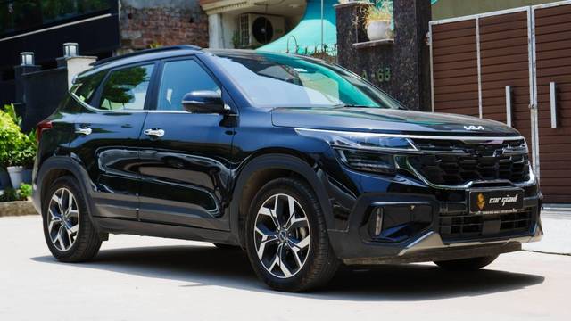 https://images10.gaadi.com/usedcar_image/4586078/original/processed_044e4dd9593e458e75ea6f662b4f1285.jpeg?imwidth=6400