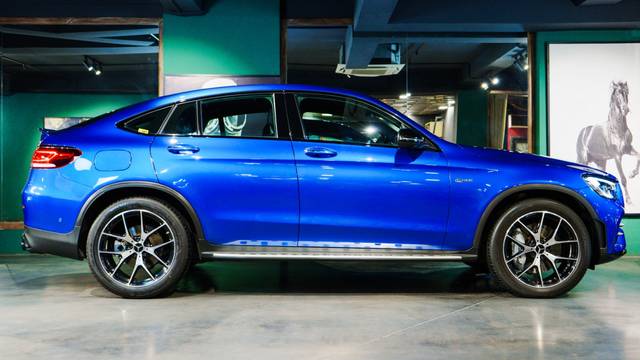 https://images10.gaadi.com/usedcar_image/4586079/original/cdfd77b439d18e856d3717ca406a2a4b.jpg?imwidth=6401