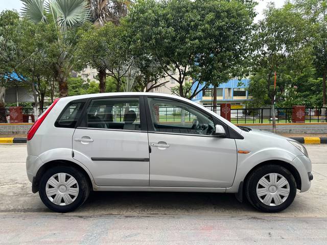 https://images10.gaadi.com/usedcar_image/4586098/original/1fafb2093dbc04a3655a73d9ff6e1908.jpg?imwidth=6401