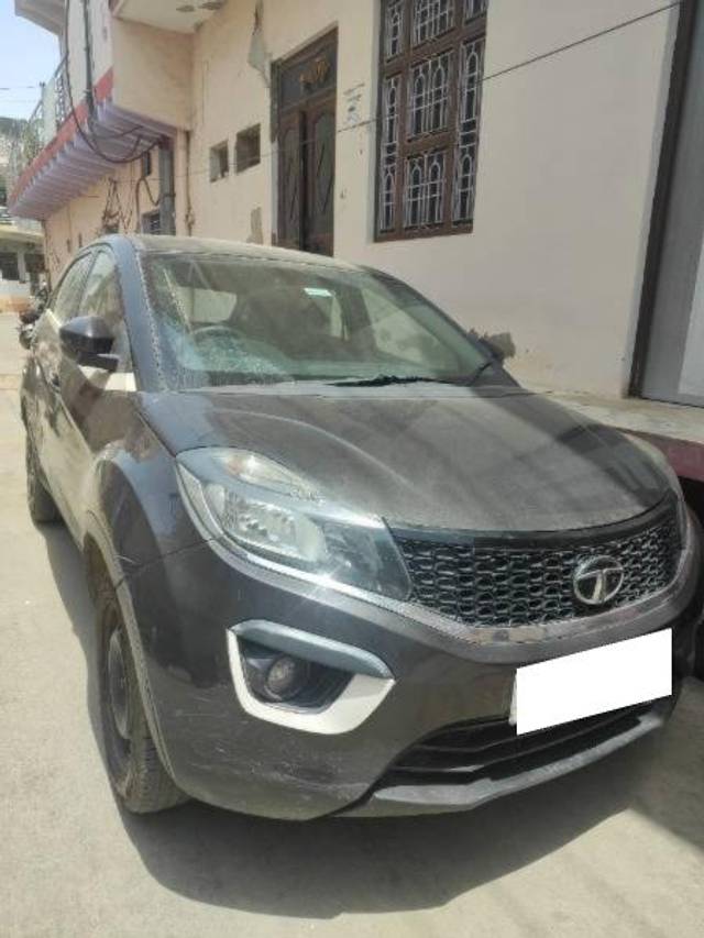 https://images10.gaadi.com/usedcar_image/4586112/original/processed_3b9cd264-dda8-4a1e-8a8f-8daa830a1932.jpg?imwidth=6400