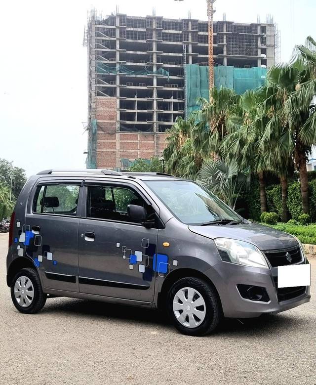 https://images10.gaadi.com/usedcar_image/4586139/original/processed_b1f3cd4c07843a89a9ab0d4aa53183e8.jpg?imwidth=6400