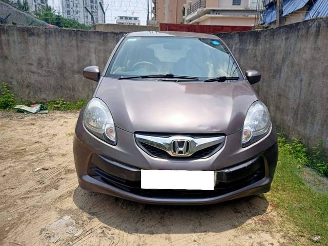 https://images10.gaadi.com/usedcar_image/4586183/original/processed_7174a17aeb5ab161bfcf901d6193e278.jpeg?imwidth=6402