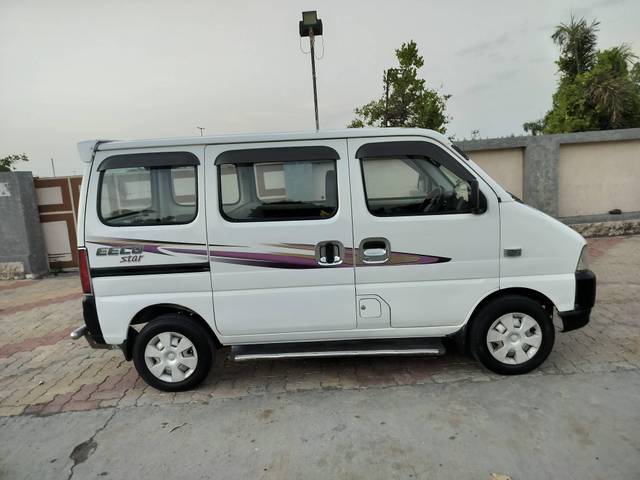 https://images10.gaadi.com/usedcar_image/4586187/original/processed_8d677b1ade885f942dc730391e654acb.jpg?imwidth=6401