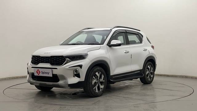 https://images10.gaadi.com/usedcar_image/4586230/original/86cc18decd7031d83d52c041a0c1e343.JPG?imwidth=6400