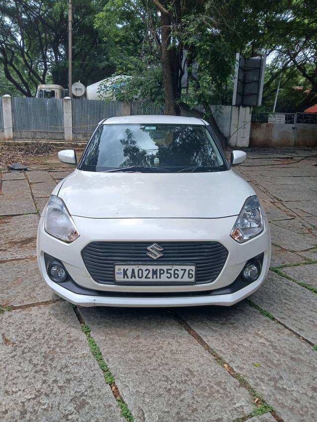 https://images10.gaadi.com/usedcar_image/4586245/original/processed_ade75d31-de5f-4519-8de0-9ce6773fd659.jpg?imwidth=6400