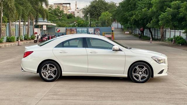 https://images10.gaadi.com/usedcar_image/4586254/original/processed_8f892982daefea004b2b6281a61b8daa.jpg?imwidth=6401
