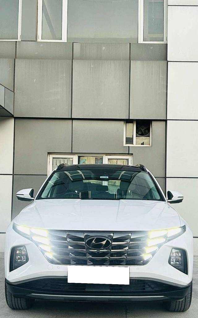 https://images10.gaadi.com/usedcar_image/4586267/original/processed_9478a799e1bb410e7b6d7d379f3d7334.jpg?imwidth=6400