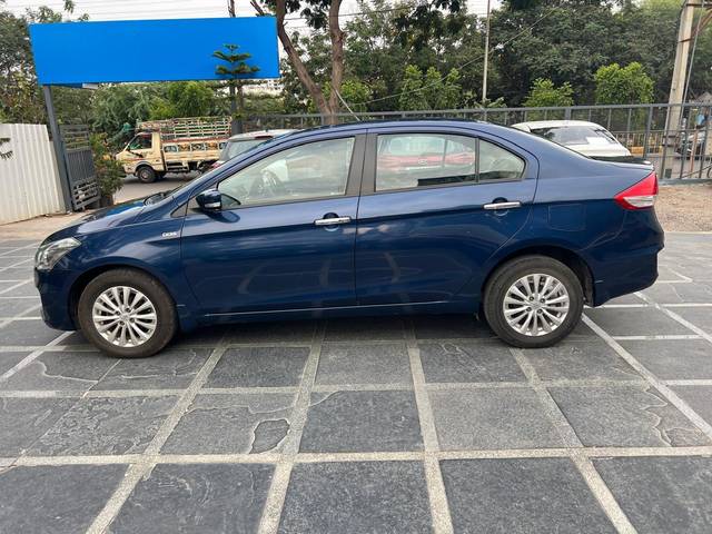 https://images10.gaadi.com/usedcar_image/4586268/original/processed_8ba63b4d50f3ed64ef82d445299982e8.jpg?imwidth=6402