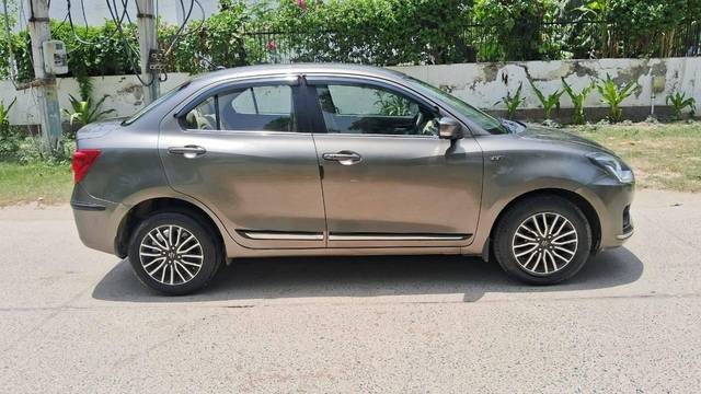 https://images10.gaadi.com/usedcar_image/4586270/original/processed_c7f1280403dc8e62174dc9369903de33.jpg?imwidth=6401