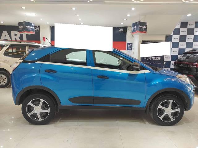 https://images10.gaadi.com/usedcar_image/4586298/original/processed_e70afc783143363bee20826cfbfbeb98.jpg?imwidth=6401