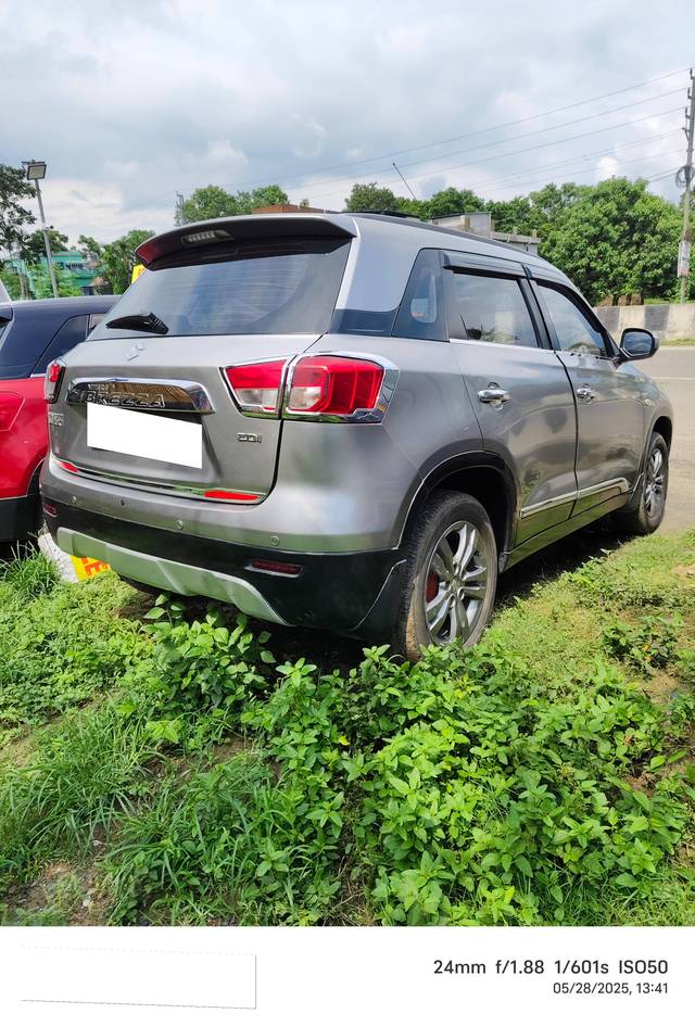 https://images10.gaadi.com/usedcar_image/4586394/original/processed_82befa58b3ca69bc7b002b6152dd4954.jpg?imwidth=6401