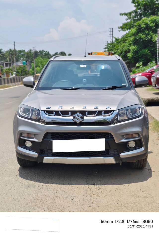 https://images10.gaadi.com/usedcar_image/4586394/original/processed_8ea538901c561aa2ebc875c6d96d218e.jpg?imwidth=6400