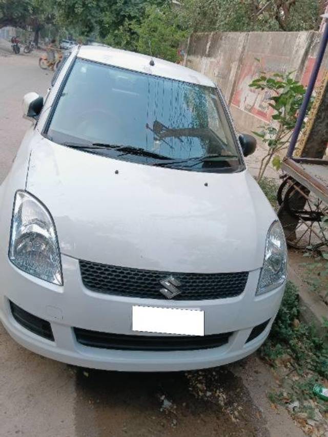 https://images10.gaadi.com/usedcar_image/4586400/original/processed_a07e5955-6e99-4715-a928-387c41469994.jpg?imwidth=6400