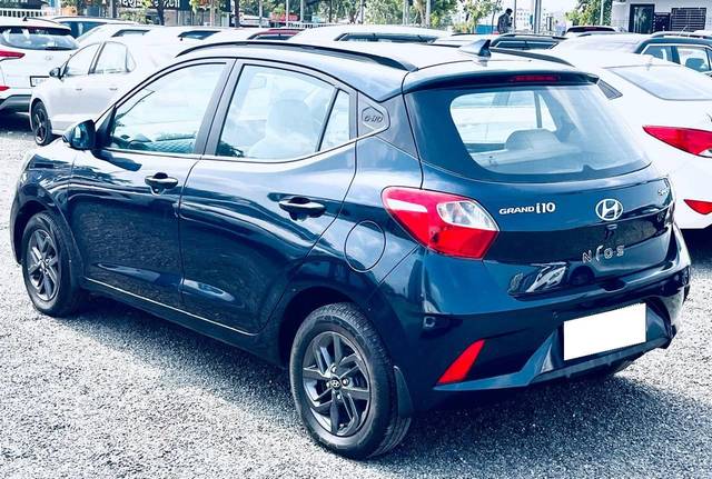 https://images10.gaadi.com/usedcar_image/4586408/original/processed_0241054c570b832f422a7affc676f02d.jpg?imwidth=6402