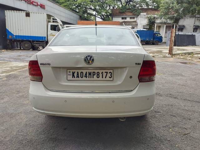 https://images10.gaadi.com/usedcar_image/4586422/original/processed_09807033-3a1d-4263-9010-f0c9c3e55e37.jpg?imwidth=6402