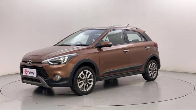 https://images10.gaadi.com/usedcar_image/4586426/original/ed56073acec3cd2d93bf9e1883296586.JPG?imwidth=6400