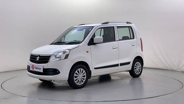 https://images10.gaadi.com/usedcar_image/4586453/original/872712d361e5863b43c31d24eb650409.JPG?imwidth=6400