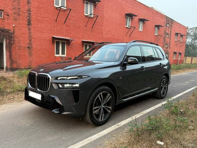 https://images10.gaadi.com/usedcar_image/4586473/original/1c461b5078eafff7dbe2d59337ac978d.jpg?imwidth=6402