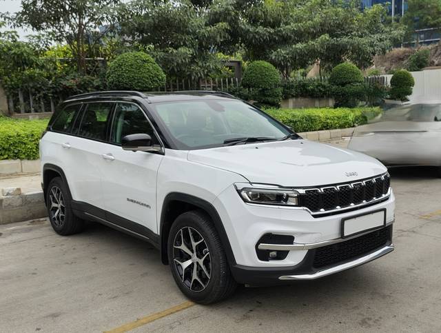 https://images10.gaadi.com/usedcar_image/4586475/original/7869d573463076322cac110eb128449e.jpeg?imwidth=6400