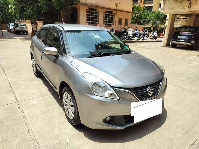 https://images10.gaadi.com/usedcar_image/4586478/original/processed_d7d3a1b404bf8880fb1b8ee526a65e08.jpg?imwidth=6400