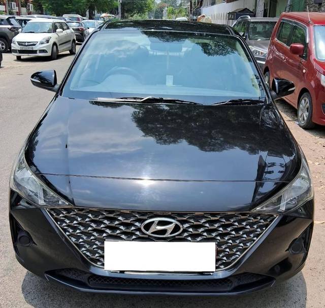 https://images10.gaadi.com/usedcar_image/4586485/original/processed_832422c850da815cb2e201a82dd688da.jpg?imwidth=6400