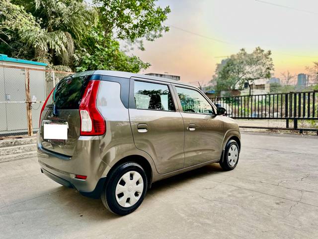 https://images10.gaadi.com/usedcar_image/4586510/original/processed_17163bf3-0e9d-4667-be39-8f83d1cac4b3.jpg?imwidth=6402