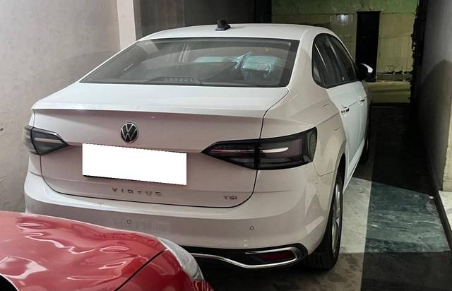https://images10.gaadi.com/usedcar_image/4586524/original/processed_60c2fd8e-b291-4376-9ce9-bb08ae9bf9ef.jpg?imwidth=6402