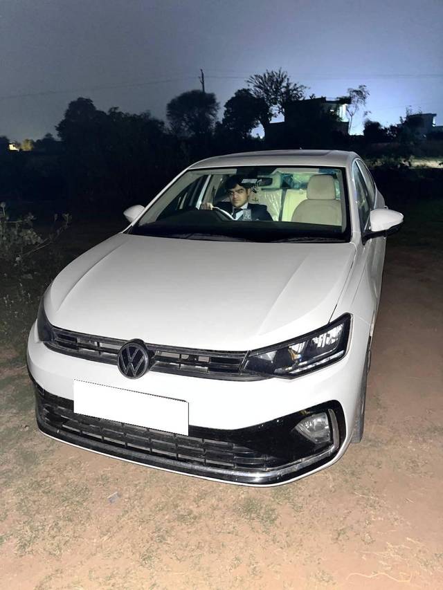 https://images10.gaadi.com/usedcar_image/4586524/original/processed_89822953-70ef-428a-8bd4-0809ca11031e.jpg?imwidth=6401