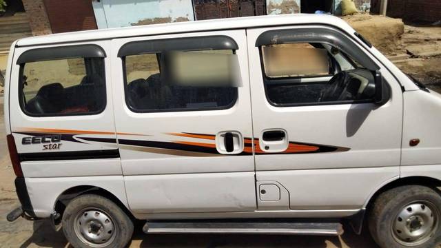 https://images10.gaadi.com/usedcar_image/4586536/original/processed_8e27e48f-a25d-48ed-bc7b-55606bafee00.jpg?imwidth=6402