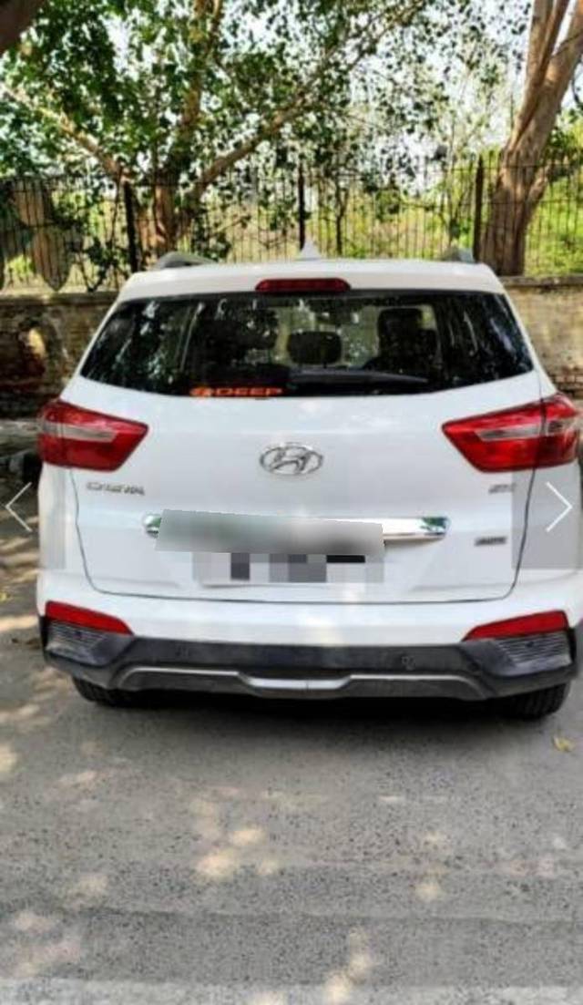 https://images10.gaadi.com/usedcar_image/4586537/original/processed_processed_processed_d1f62ae5-2c25-49a2-a3ad-06a8bf949629.jpg?imwidth=6401