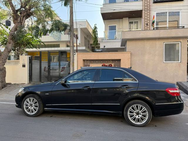 https://images10.gaadi.com/usedcar_image/4586542/original/69b906cb-c315-44d7-ab2a-d3c719247194.jpg?imwidth=6400