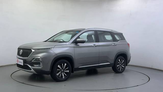 https://images10.gaadi.com/usedcar_image/4586567/original/30dbbbeed0eb6f181f17d60d9d444766.JPG?imwidth=6400