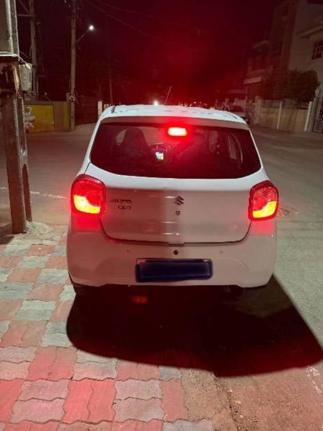 https://images10.gaadi.com/usedcar_image/4586599/original/processed_16b2a970-c06e-4274-8410-c4cf479f1368.jpeg?imwidth=6401