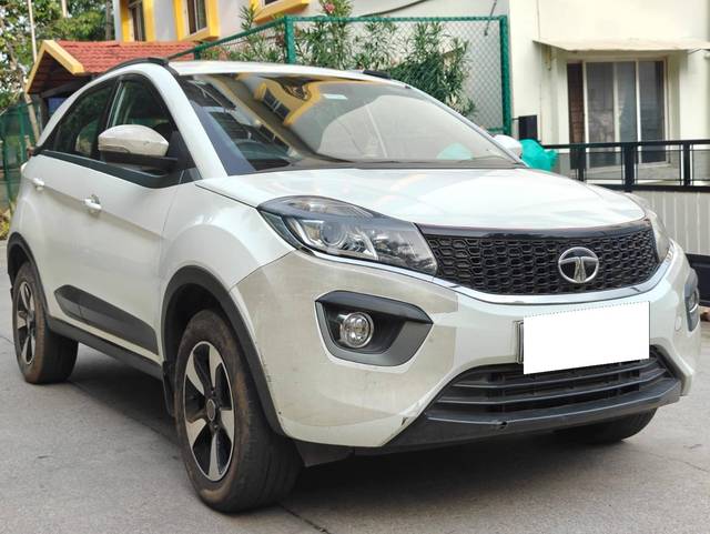 https://images10.gaadi.com/usedcar_image/4586600/original/processed_080fe8d4021152ffb28a31dd3214ee5e.jpg?imwidth=6400