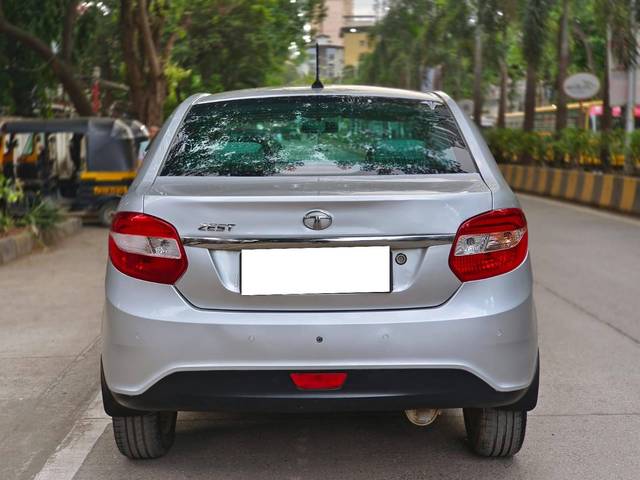 https://images10.gaadi.com/usedcar_image/4586603/original/processed_96f8147e82f086fdecec42deb18f6d77.jpg?imwidth=6402