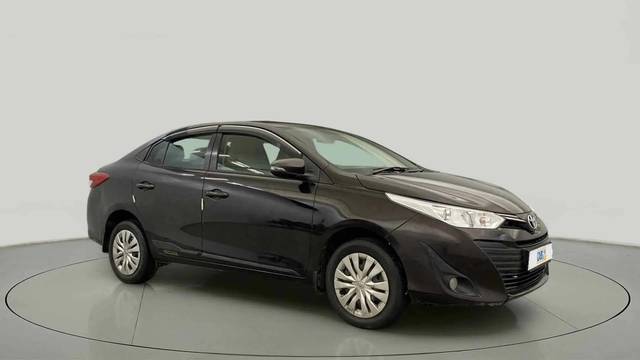 https://images10.gaadi.com/usedcar_image/4586613/original/f2f186d41a9f5e0c822bd0f95a62cd4a.jpg?imwidth=6400