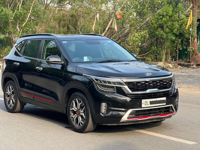 https://images10.gaadi.com/usedcar_image/4586614/original/processed_7543a2066fa8b0fdad5f99f24e4327ee.jpg?imwidth=6400