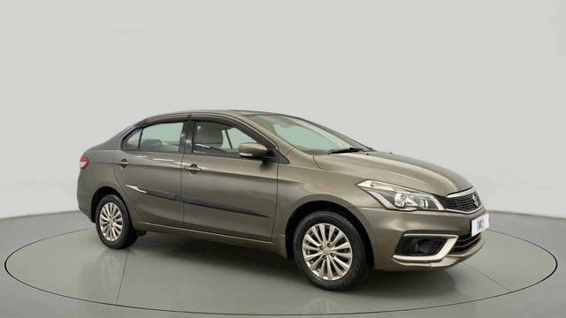 https://images10.gaadi.com/usedcar_image/4586624/original/b1d977a08c84012059bb6b20a2cbb4ca.jpg?imwidth=6400