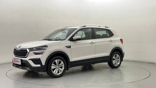 https://images10.gaadi.com/usedcar_image/4586628/original/9fe62409d2badb98b71446998b24d136.JPG?imwidth=6400