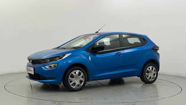 https://images10.gaadi.com/usedcar_image/4586646/original/8a0adca0f9df4656ad4811d1ed7fbe68.JPG?imwidth=6400