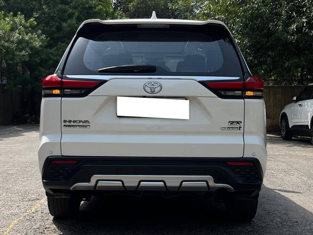 https://images10.gaadi.com/usedcar_image/4586651/original/processed_cb10a488fa26e21cb8ff6838c7b5b8f0.jpg?imwidth=6402
