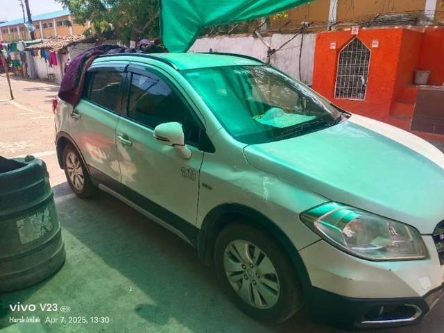 https://images10.gaadi.com/usedcar_image/4586652/original/processed_b0748d87-66de-4d85-bf1a-af00614ec5f7.jpg?imwidth=6401
