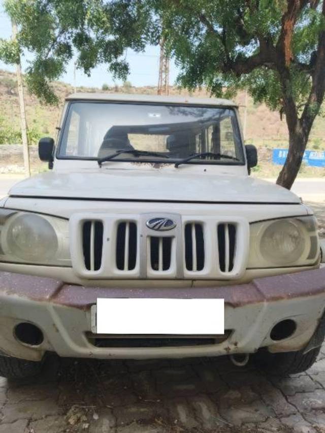 https://images10.gaadi.com/usedcar_image/4586653/original/processed_49527057-2f14-402c-aa4f-46880ca5ee61.jpg?imwidth=6400