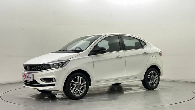https://images10.gaadi.com/usedcar_image/4586654/original/1b40e3a89c4ada2266dbfa45ae91bbc9.JPG?imwidth=6400